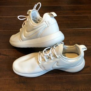 Nike Roche sneakers